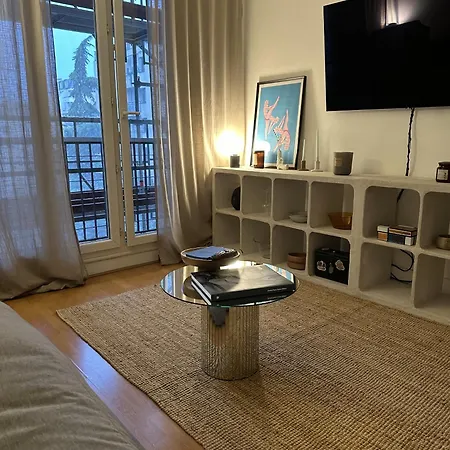 Apartament Spacieux De Charme Ideal Pour Les Couples Ou Les Familles